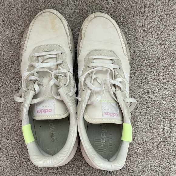 Women’s Adidas Shoes - Picture 4 of 8